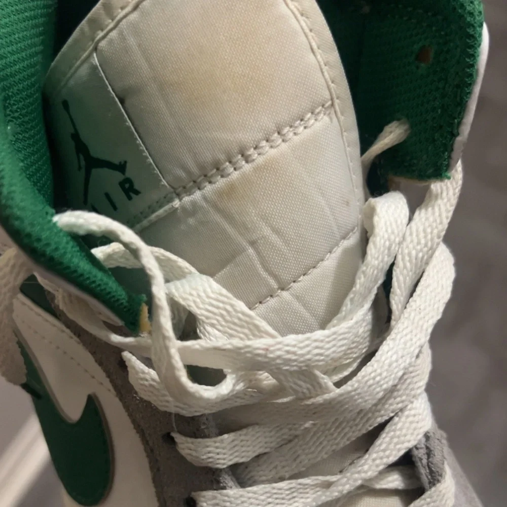 Air Jordan 1 SE Mid Grey Pine Green Size 10 - Picture 10 of 10